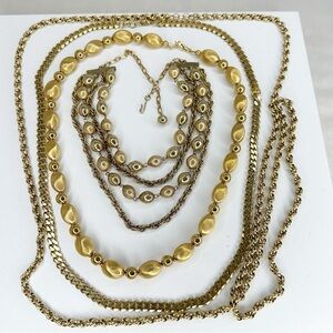 Lot of 4 Vintage Gold Tone Necklaces Monet Cuban Link Napier Brushed Gold Beaded